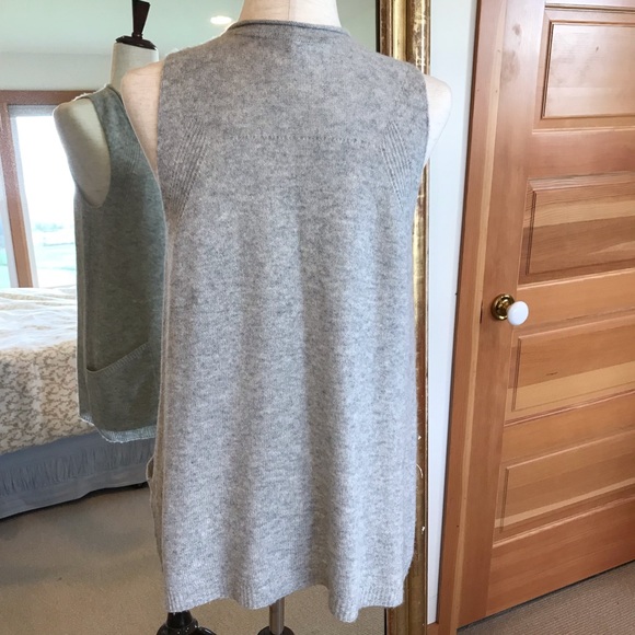 ❌SOLD Margaret O’Leary | Cashmere Cardigan Sleeveless - Picture 7 of 7